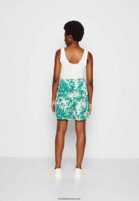 Anna Field Women Shorts Green/Off White H42J4Z861